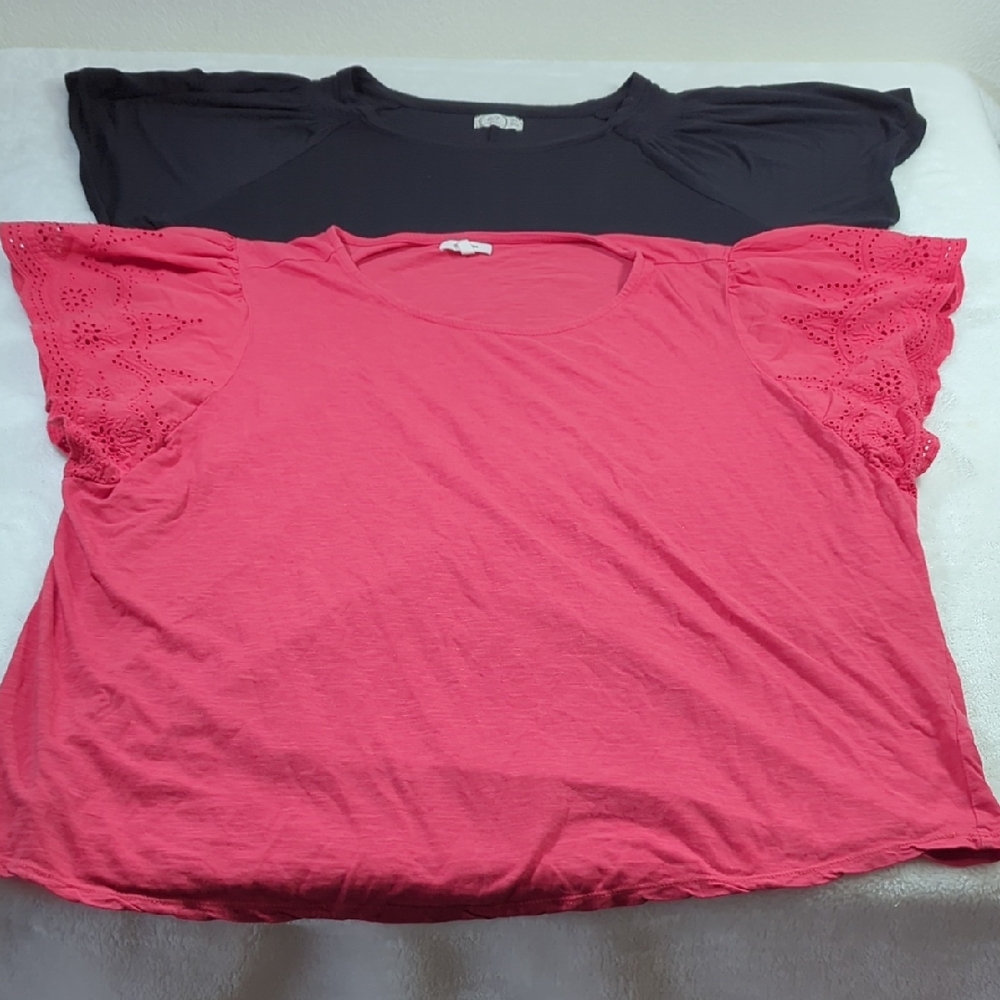 2 Maurices XXL 2X Tops EUC
